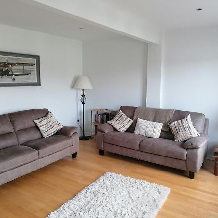 4 Clifden Court 아파트 외부 사진