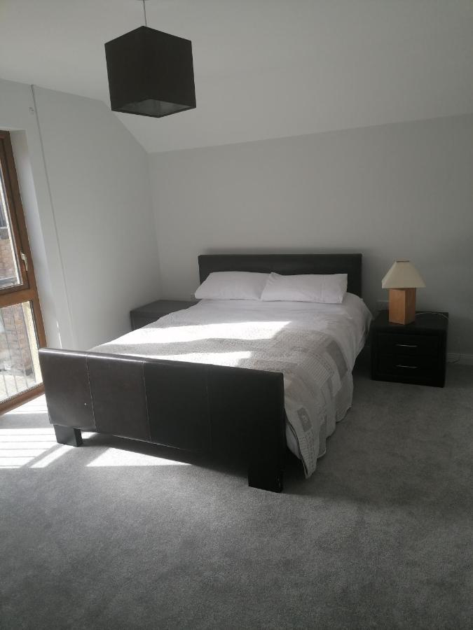4 Clifden Court 아파트 외부 사진